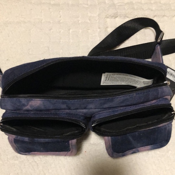NWT FOREVER 21 DENIM FANNY PACK - Picture 8 of 8